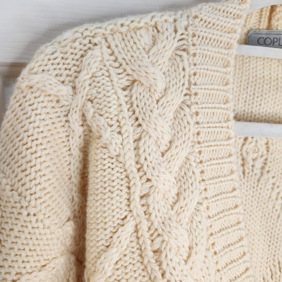 Vintage Copley Men's M  Button Down V NECK Sweater Made in Italy 100% Wool - Picture 2 of 11